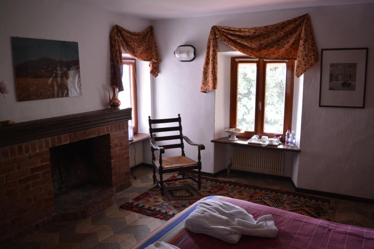 Bed and Breakfast L'Uovo E La Faina Busca Exterior foto